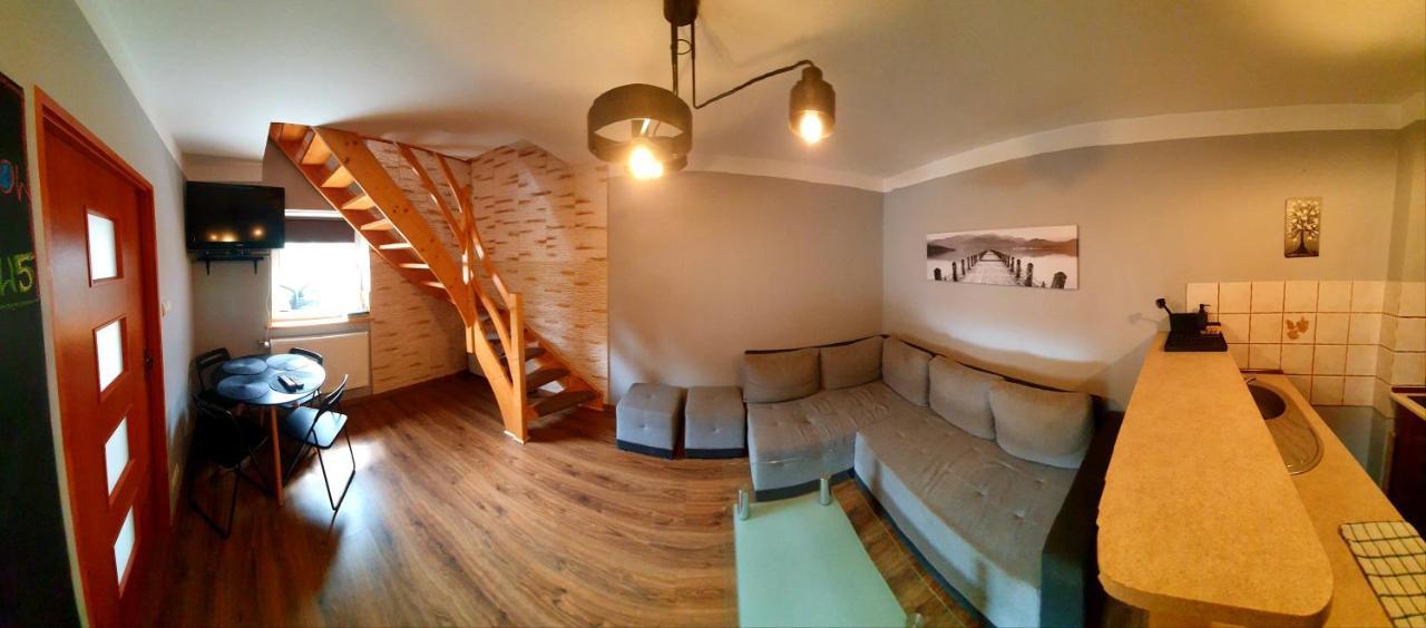 Apartament Partyzantow Apartment Шклярска Поремба Екстериор снимка
